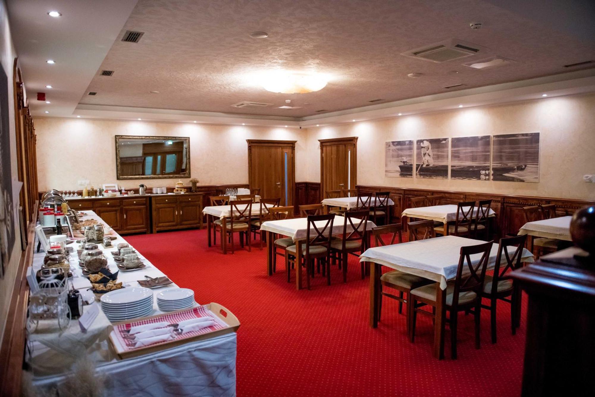 Hotel Kurija Jankovic Lukac Ngoại thất bức ảnh