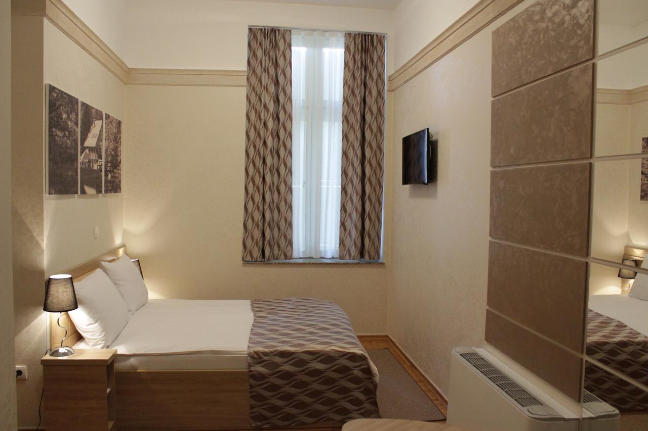 Hotel Kurija Jankovic Lukac Ngoại thất bức ảnh